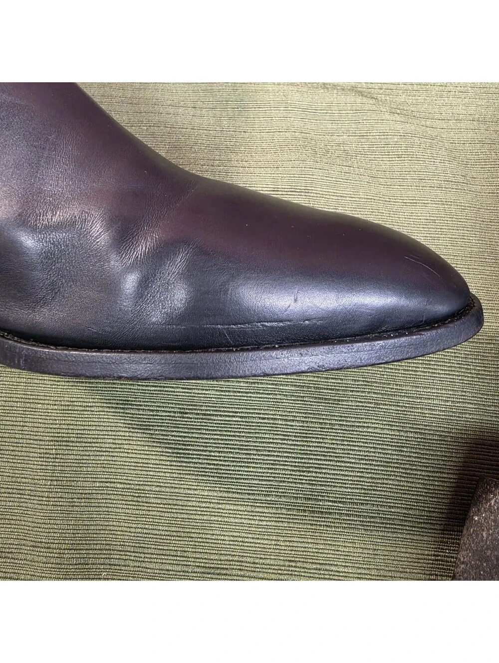 Saint Laurent Wyatt Chelsea Boots 43.5 Black Leather Elastic Side Italy
